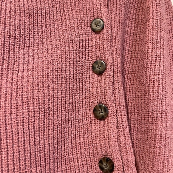 Madewell Ruffle-Strap Button-Front
Sweater Tank - Picture 4 of 5